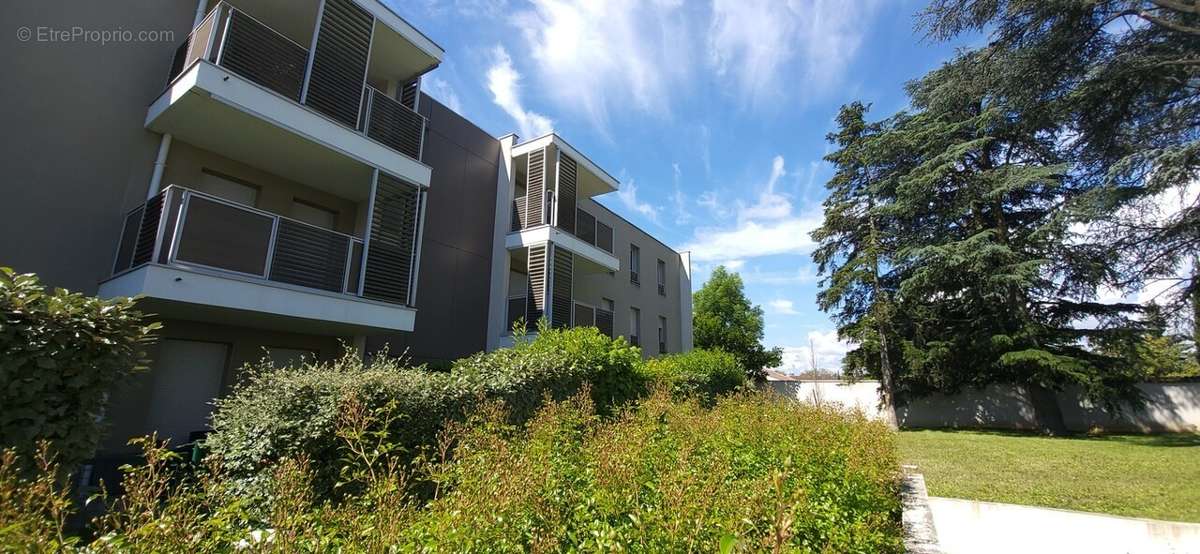 Appartement à RILLIEUX-LA-PAPE