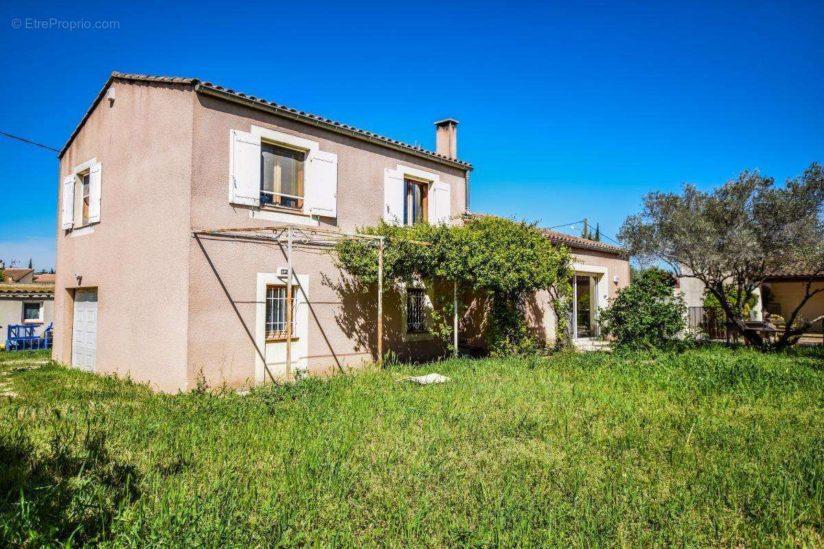 Maison à ARAMON