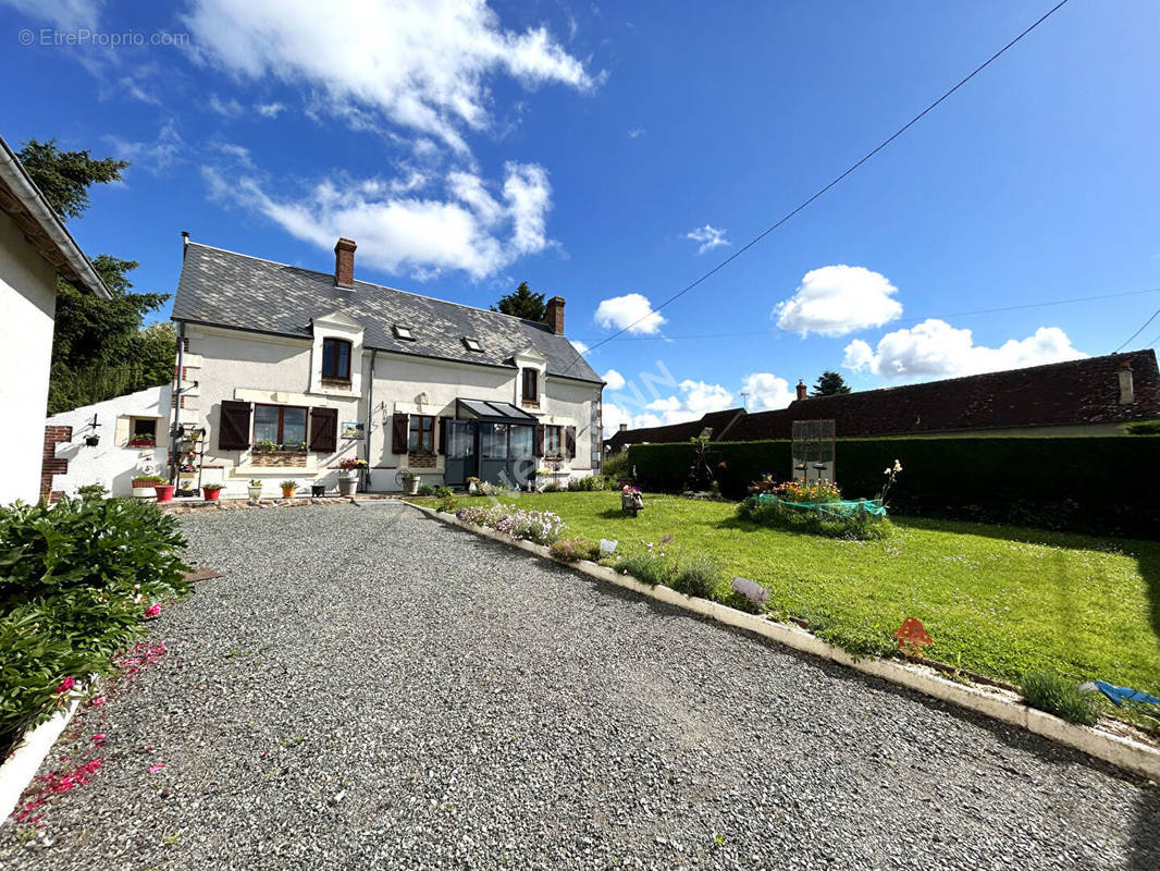 Maison à VALENCAY