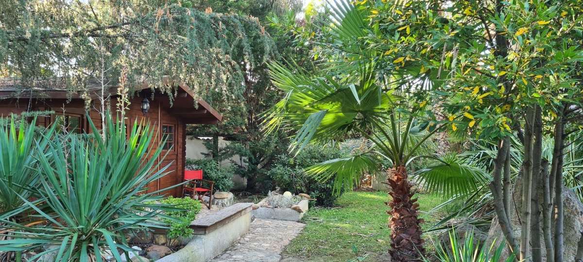 Maison à THEZAN-LES-BEZIERS