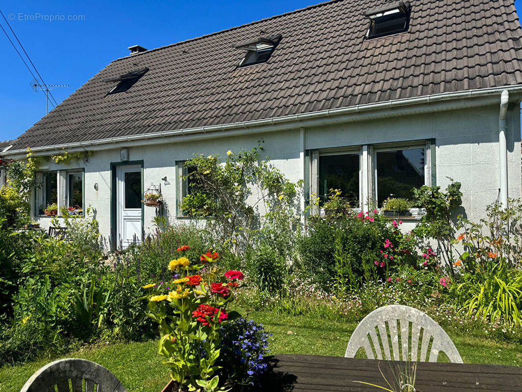 Maison à GREZ-SUR-LOING