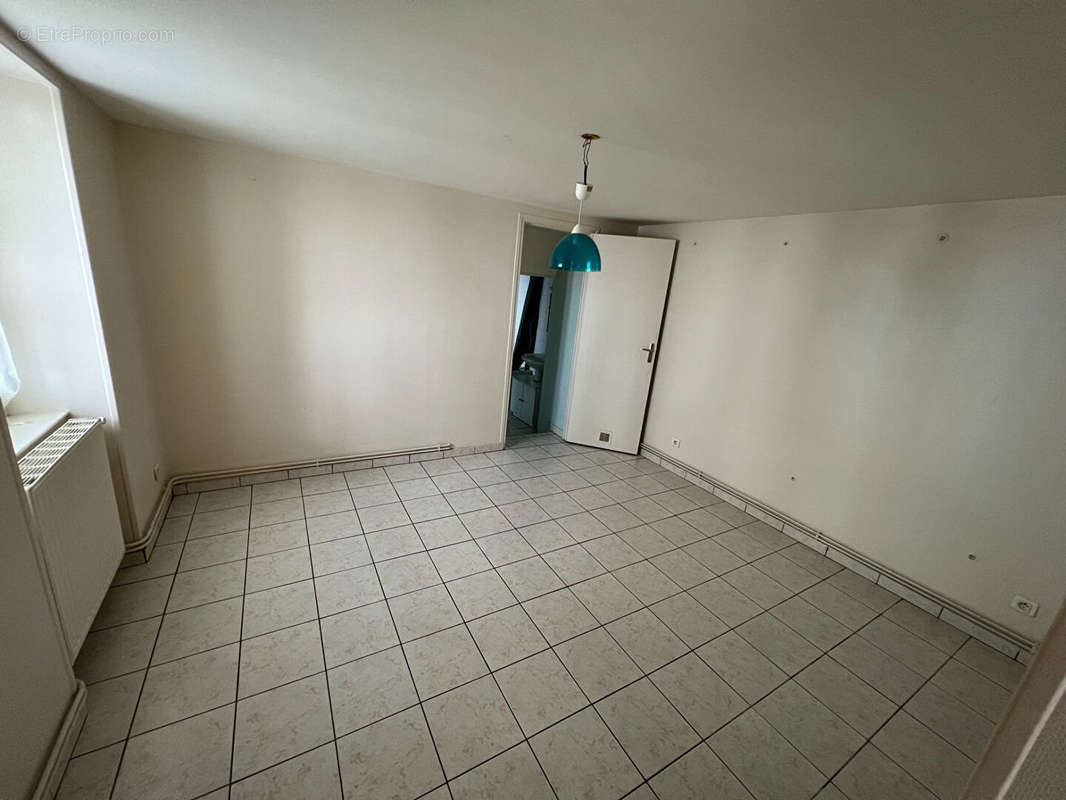 Appartement à IMPHY