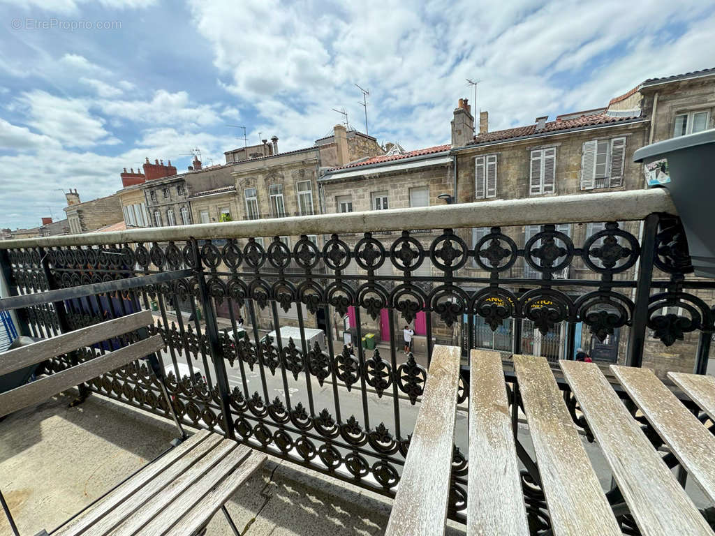 Appartement à BORDEAUX