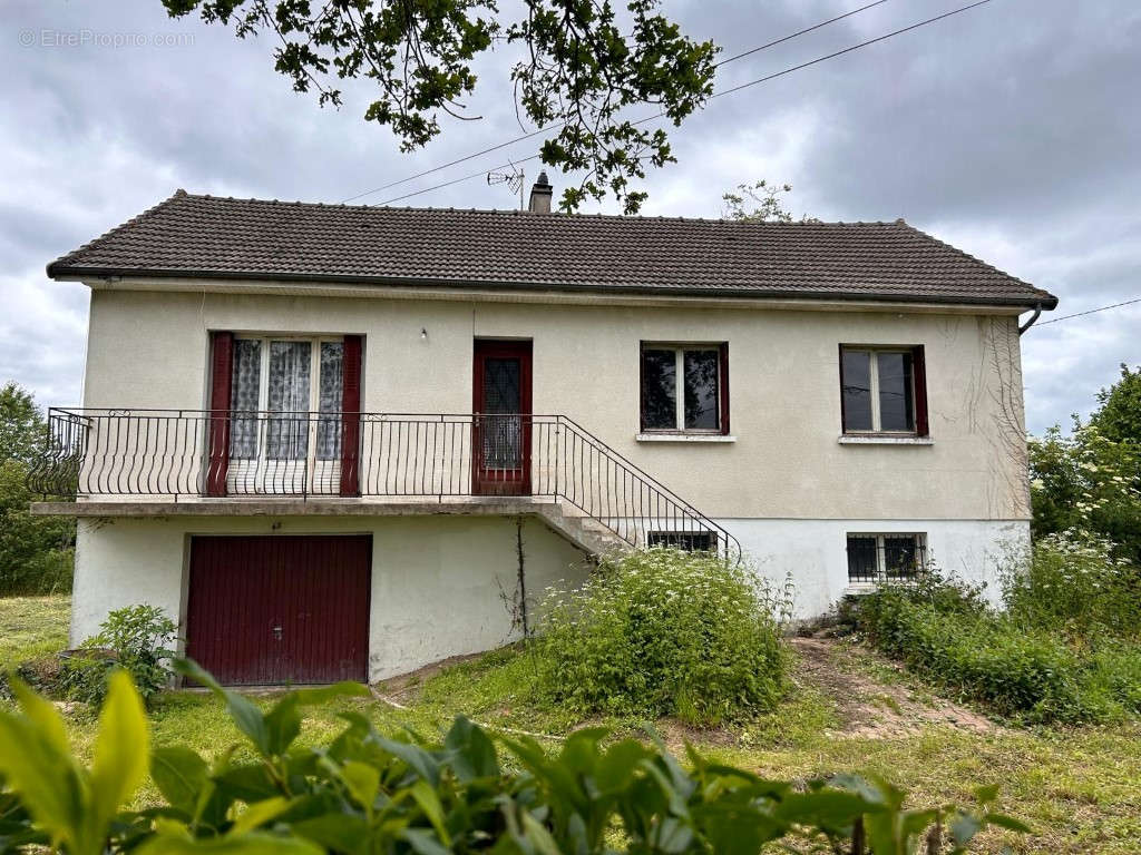 Maison à SAUVIGNY-LES-BOIS