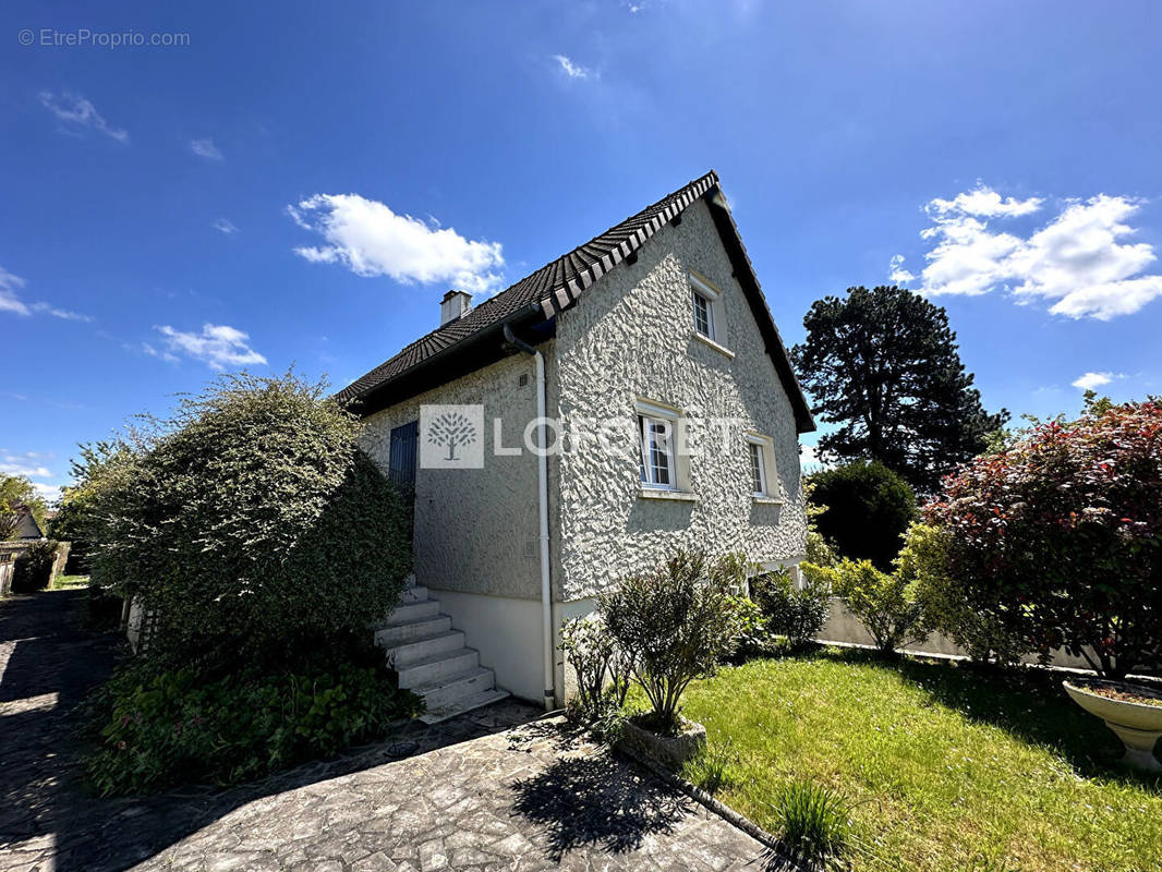 Maison à FRENOUVILLE