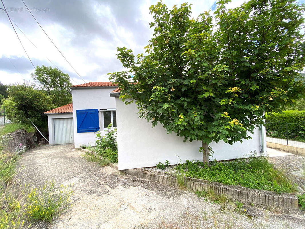 Maison à SERRES