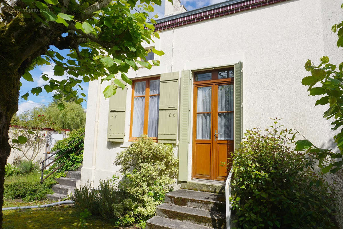 Maison à POUILLOUX