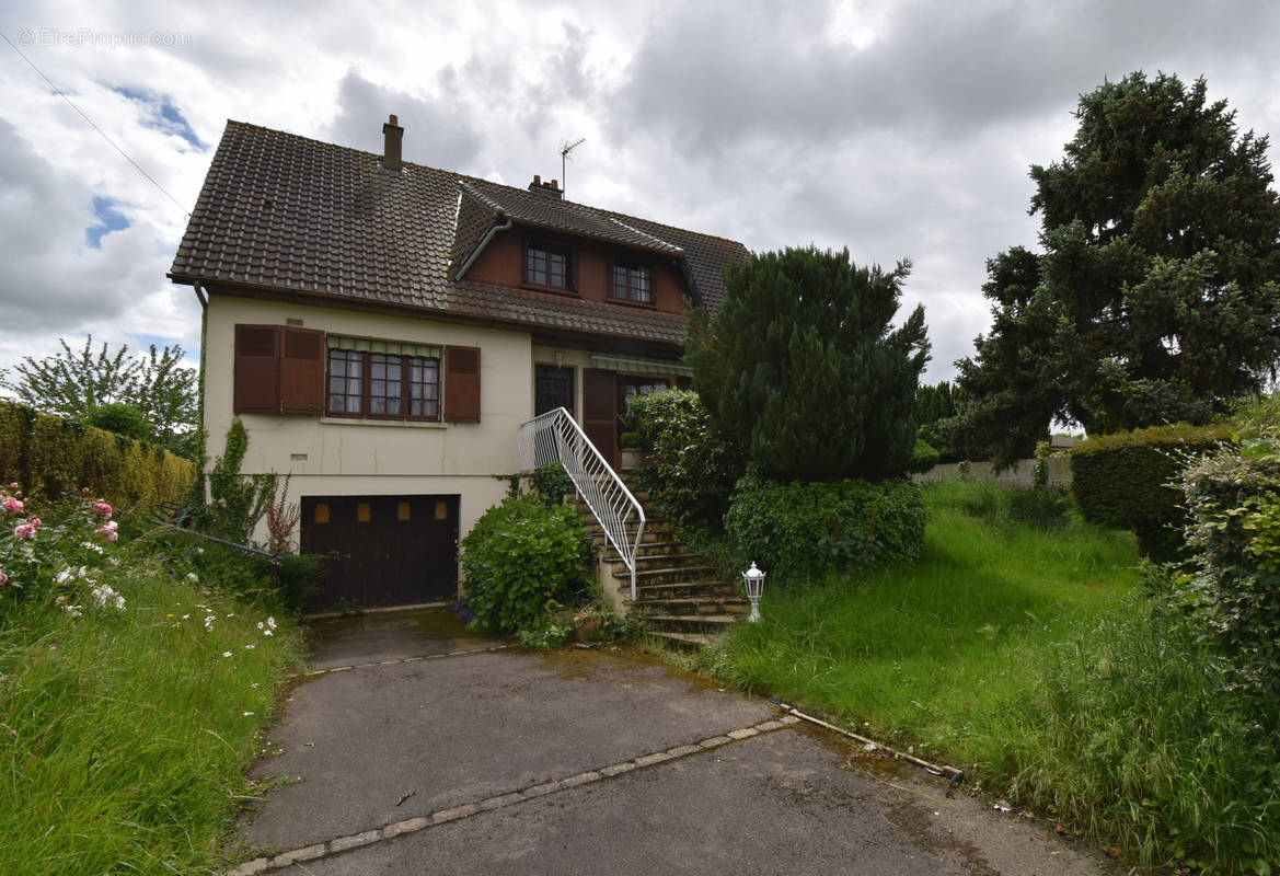 Maison à MIGNIERES