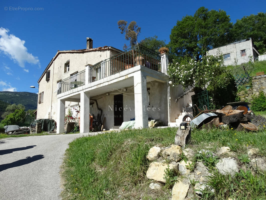 Maison à PIERREFEU