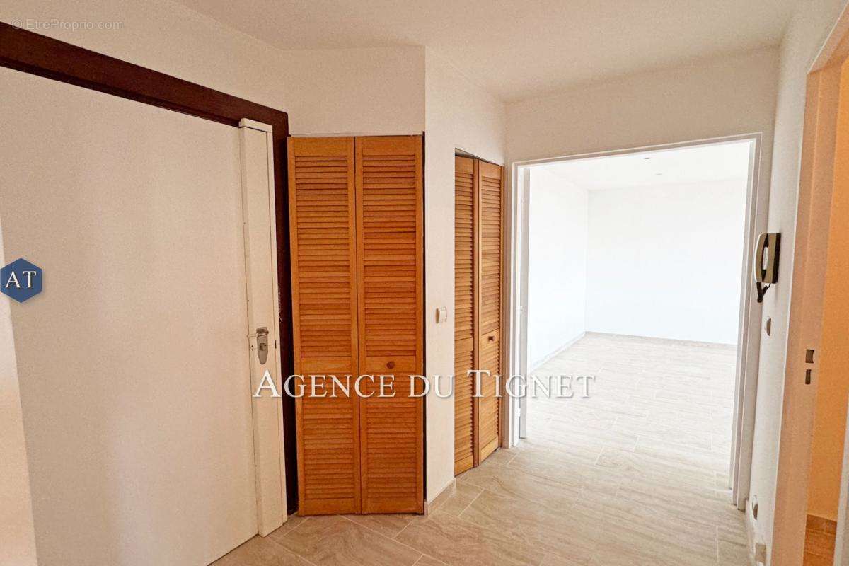 Appartement à MANDELIEU-LA-NAPOULE