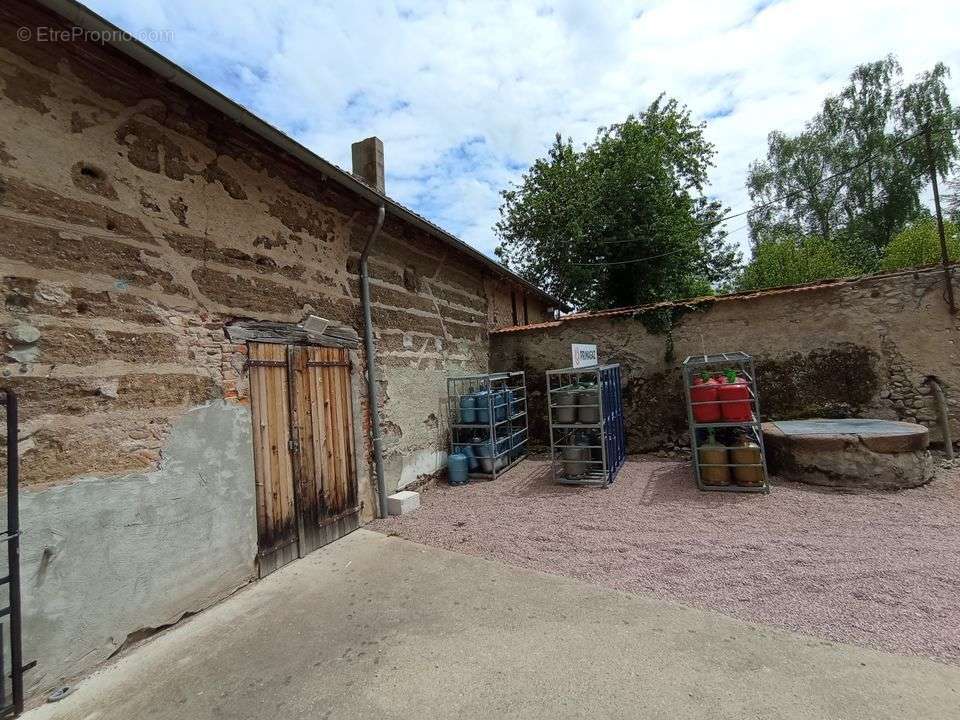 Appartement à LE BREUIL