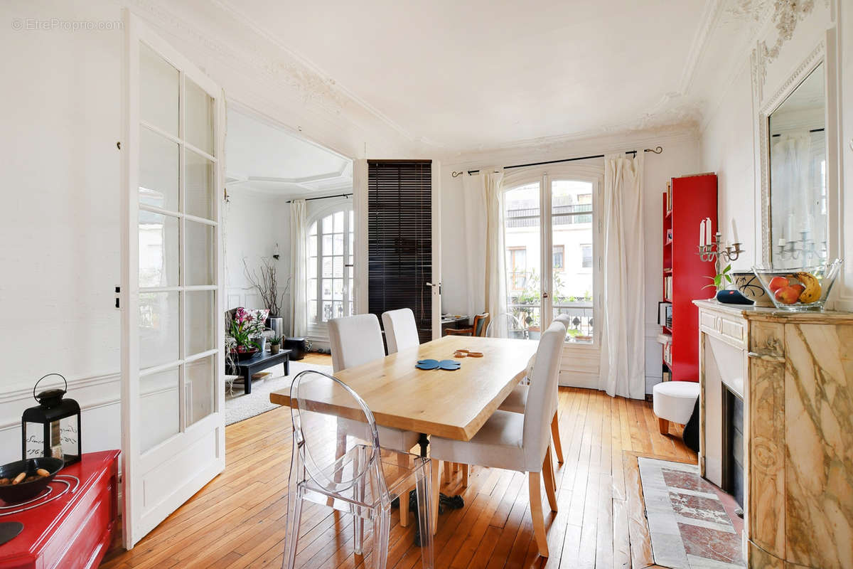 Appartement à PARIS-12E