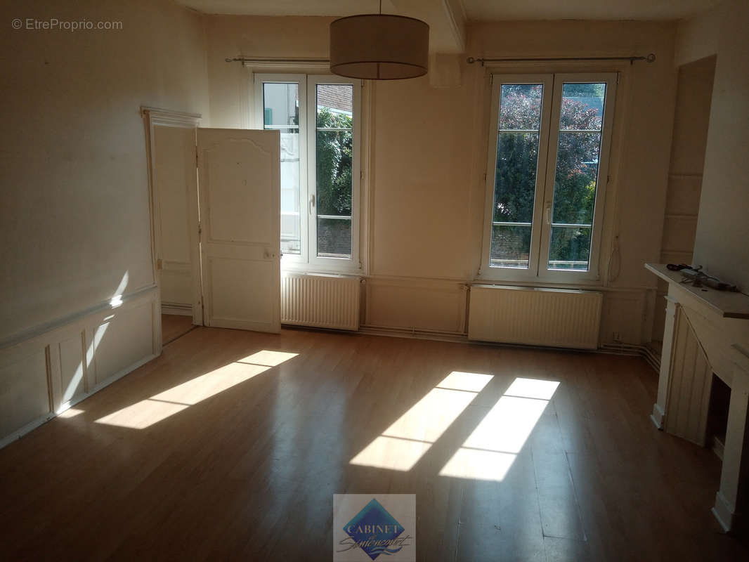 Appartement à EU