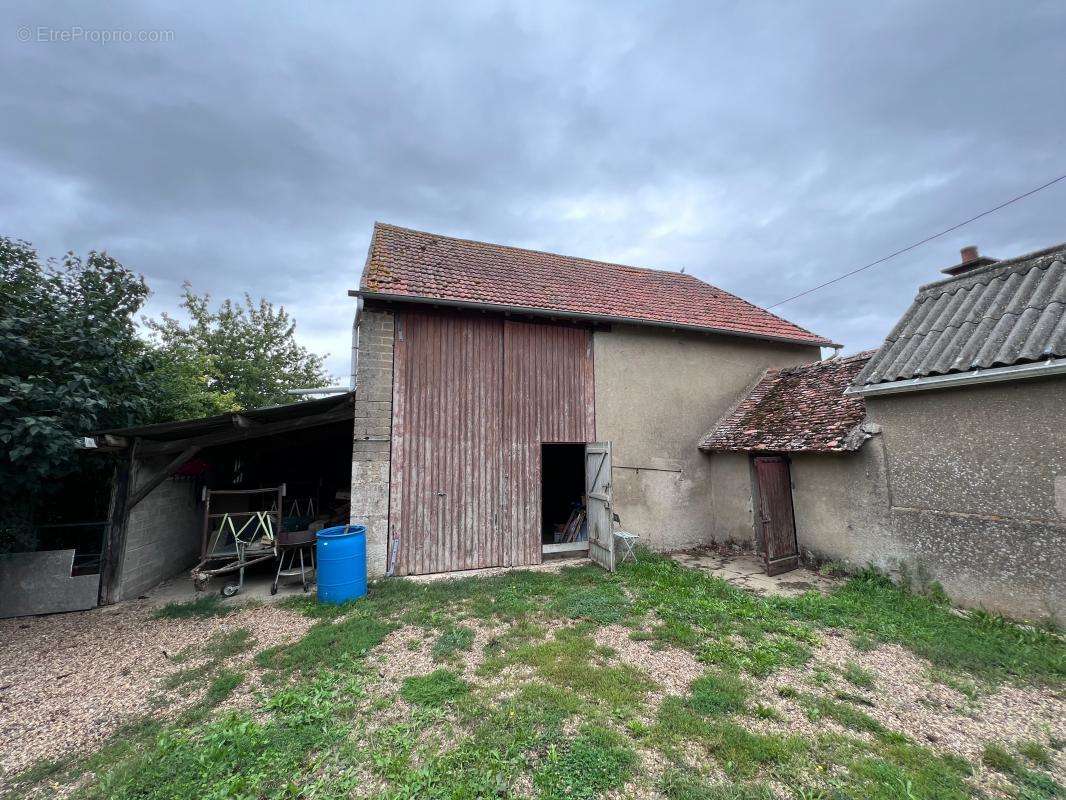 Maison à CHARSONVILLE