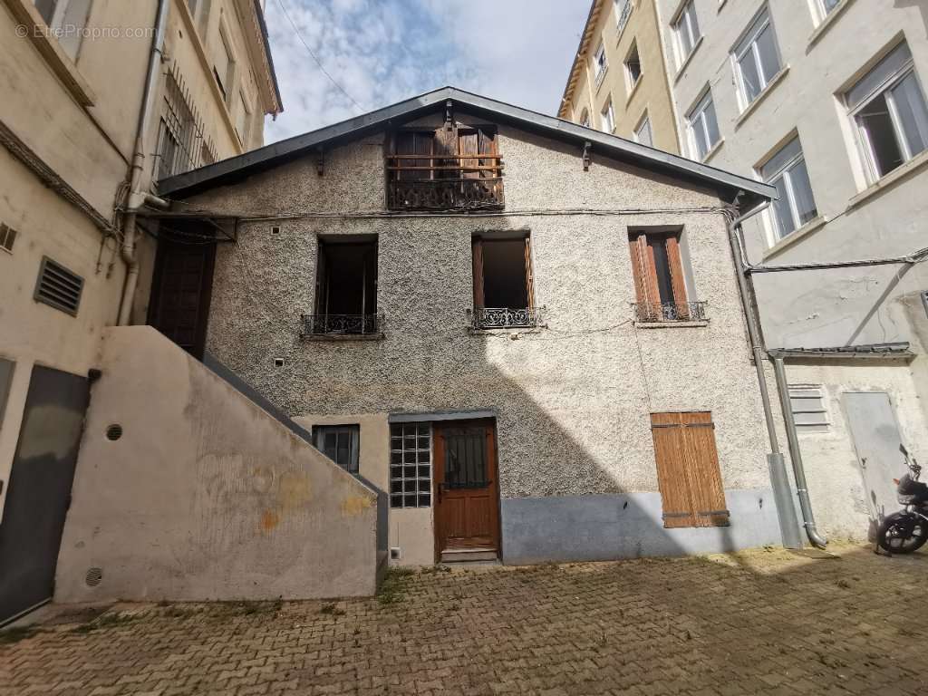 Appartement à LYON-3E