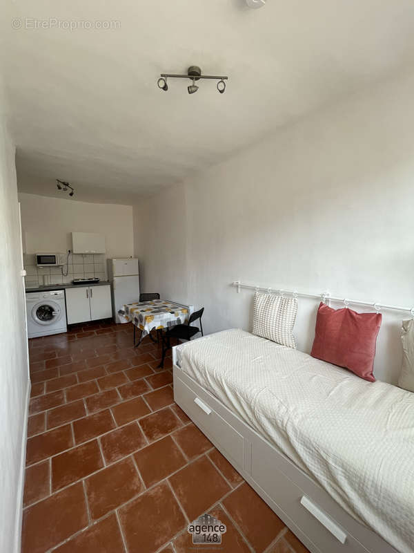 Appartement à MARSEILLE-2E