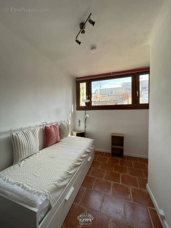 Appartement à MARSEILLE-2E