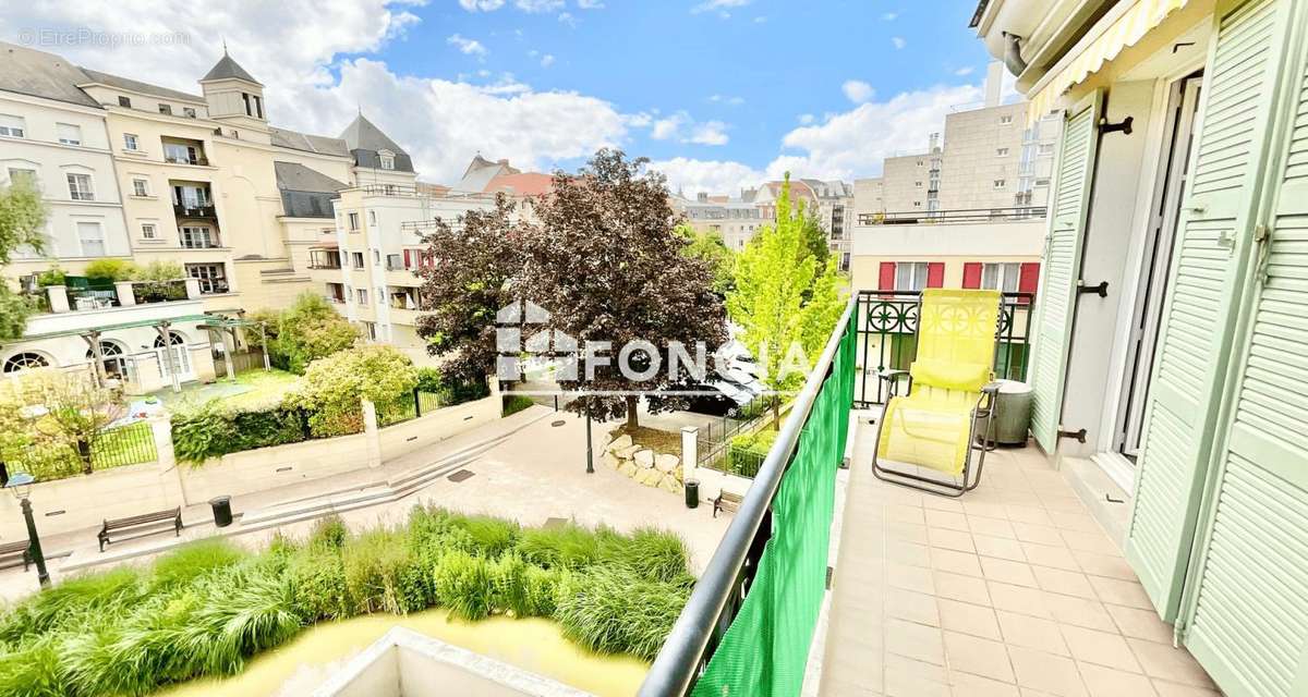 Appartement à LE PLESSIS-ROBINSON