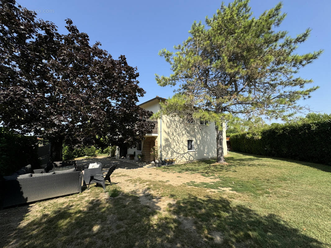 Maison à SAINT-SORLIN-EN-VALLOIRE