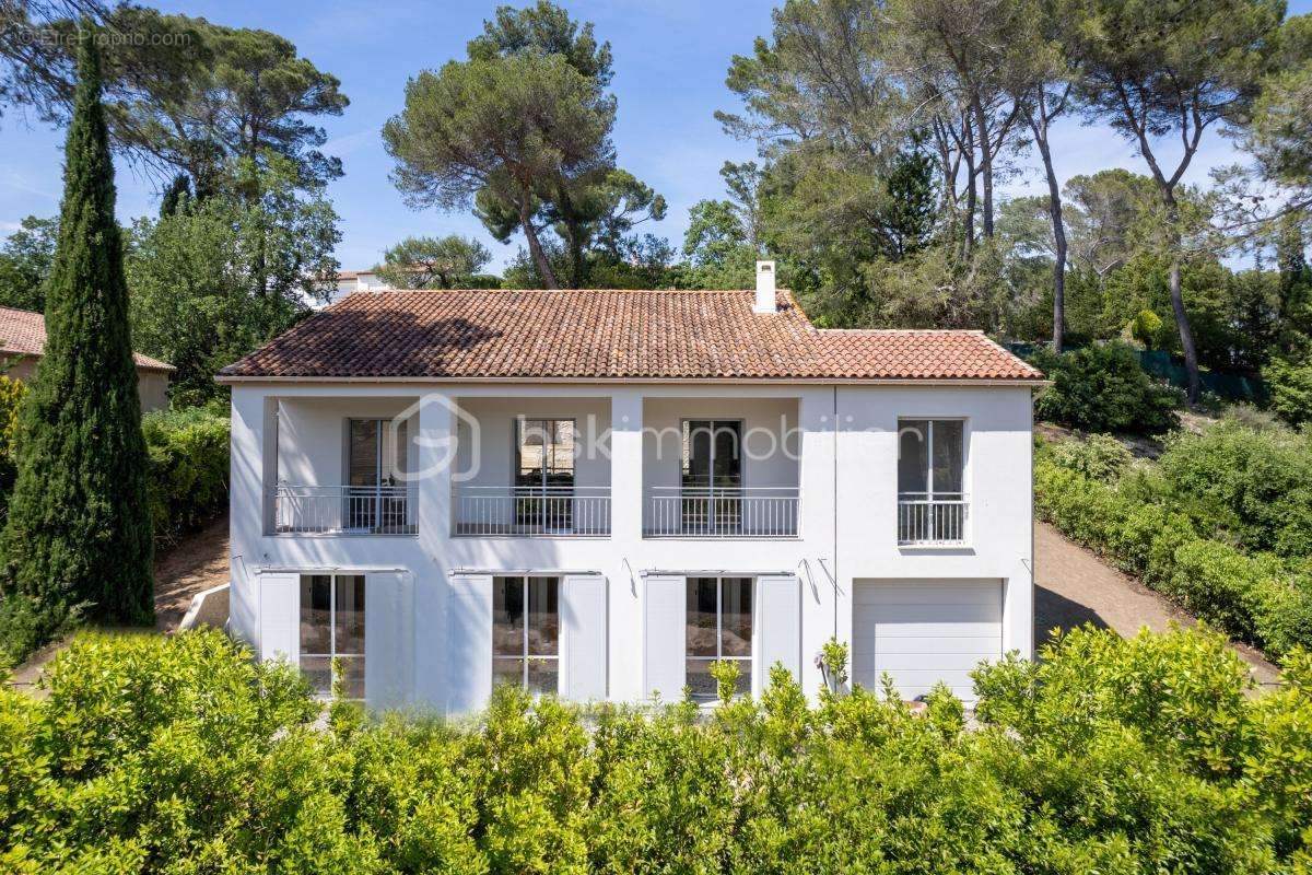 Maison à MOUGINS