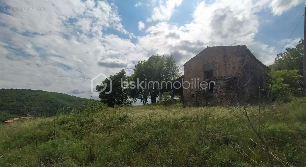 Maison à LE CASTELLET