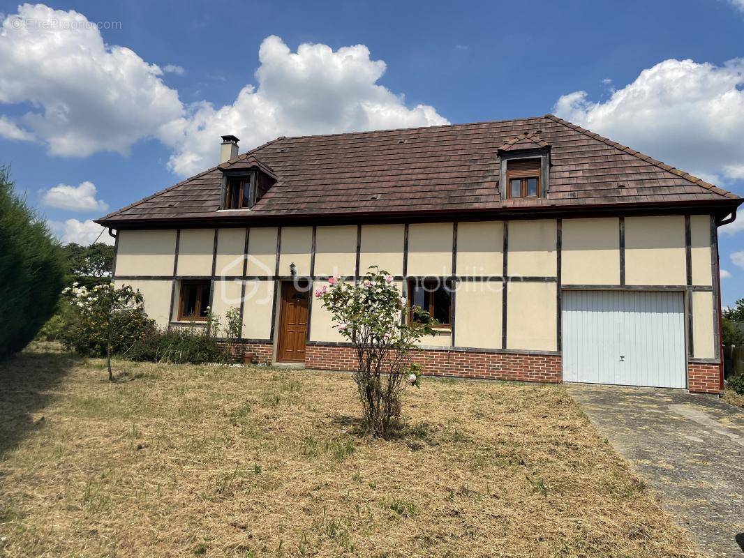 Maison à BEAUVAIS