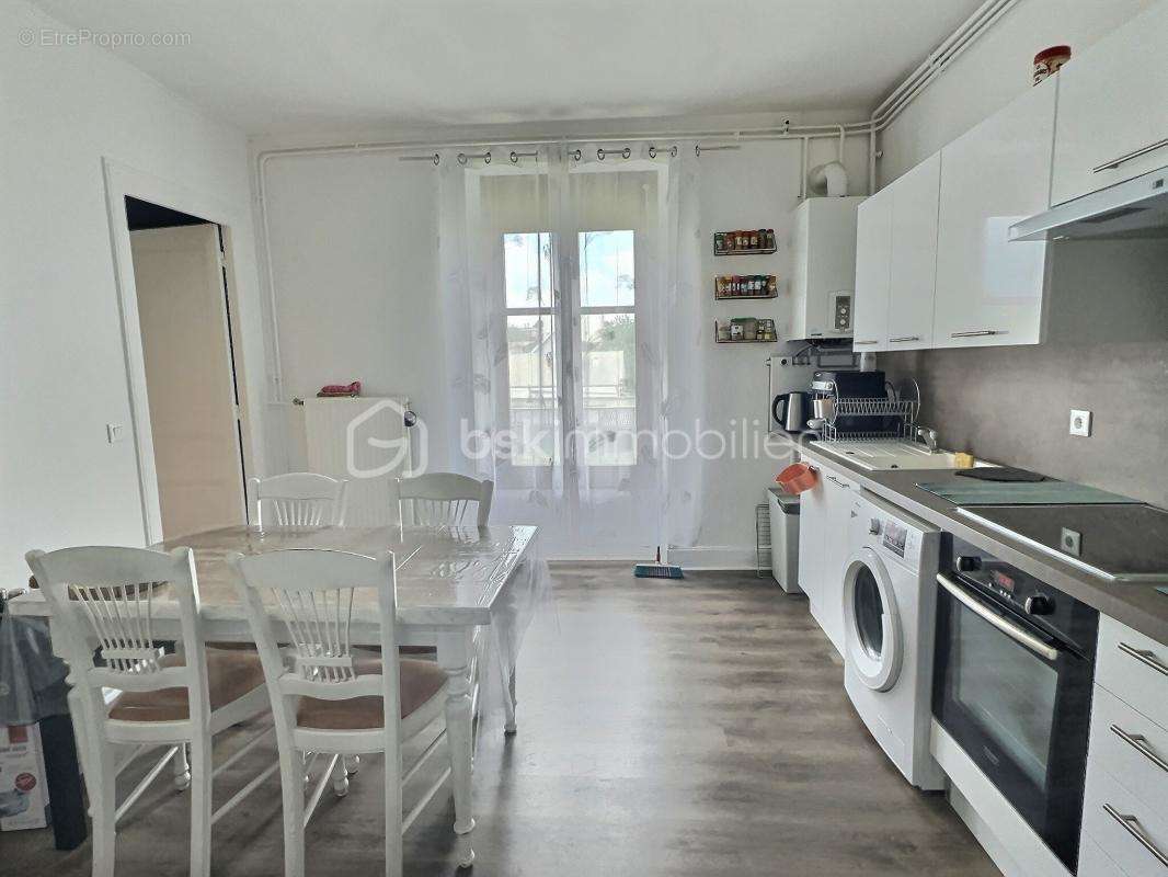 Appartement à CHARLEVILLE-MEZIERES