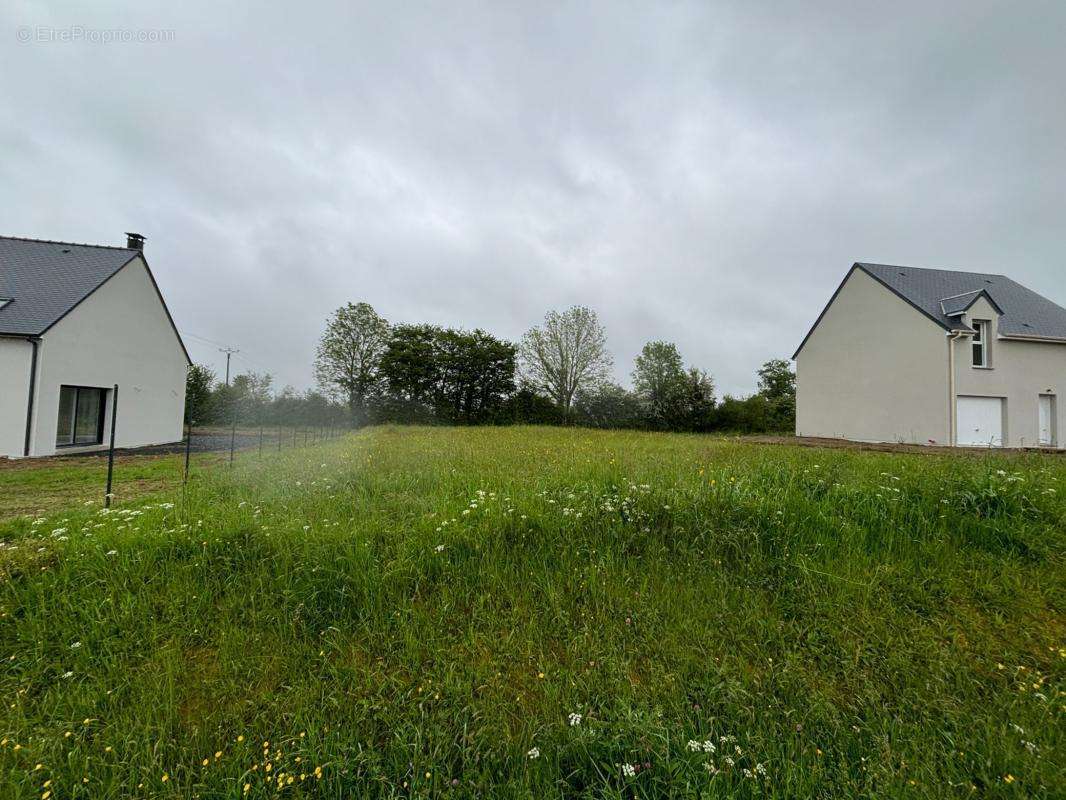 Terrain à LE BENY-BOCAGE