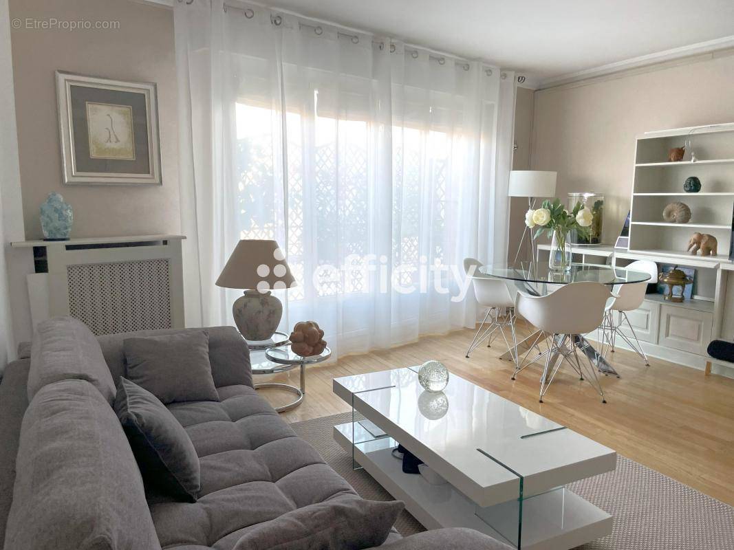 Appartement à ASNIERES-SUR-SEINE