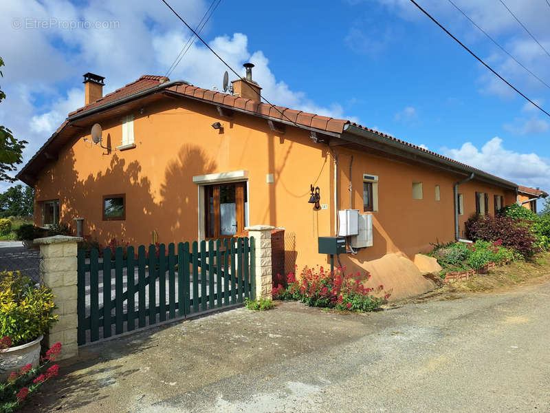 Maison à GARLIN