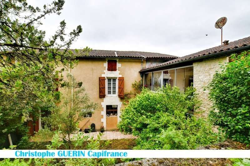 Maison à MONTIGNAC-CHARENTE