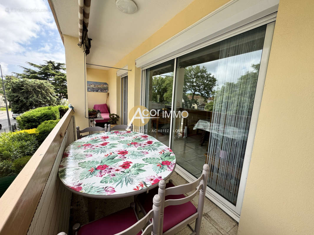 Appartement à SANARY-SUR-MER