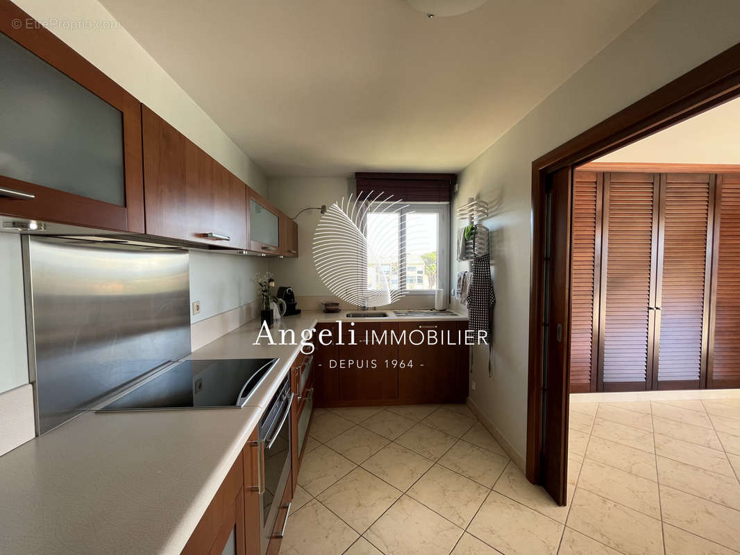 Appartement à FREJUS