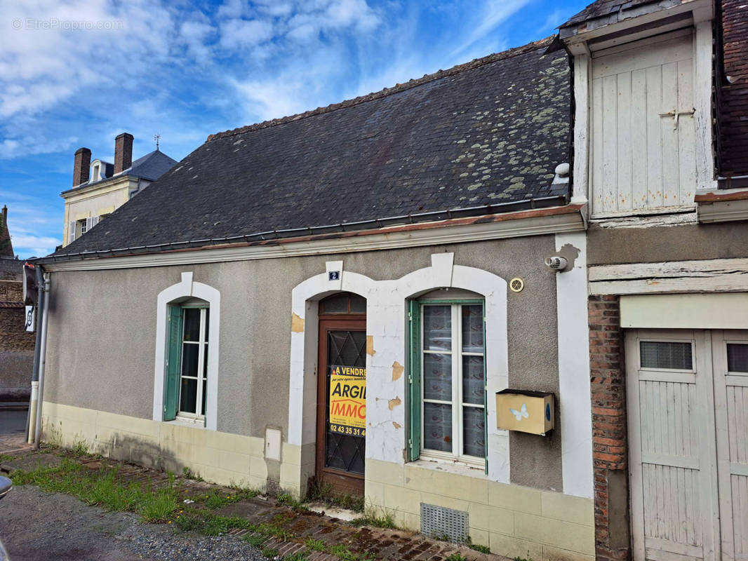 Maison à SAINT-CALAIS