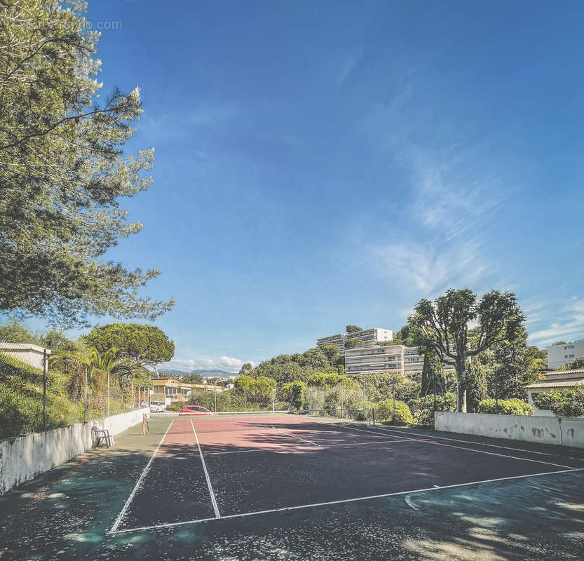 Appartement à VILLENEUVE-LOUBET