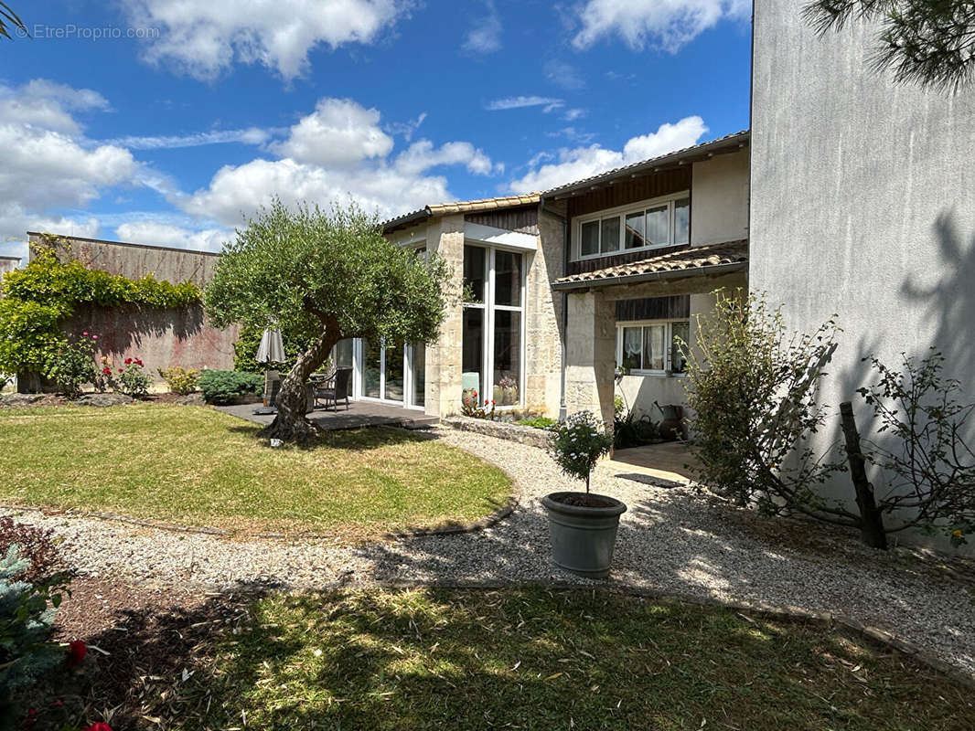 Maison à NIORT