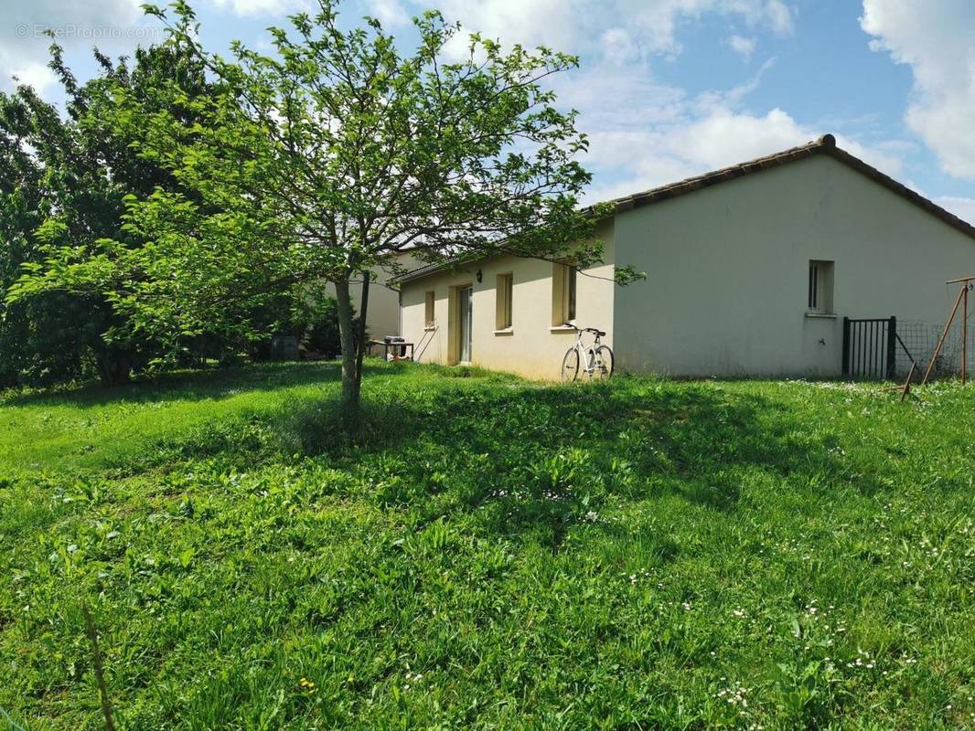 Photo 1 - Maison à VERTEUIL-SUR-CHARENTE