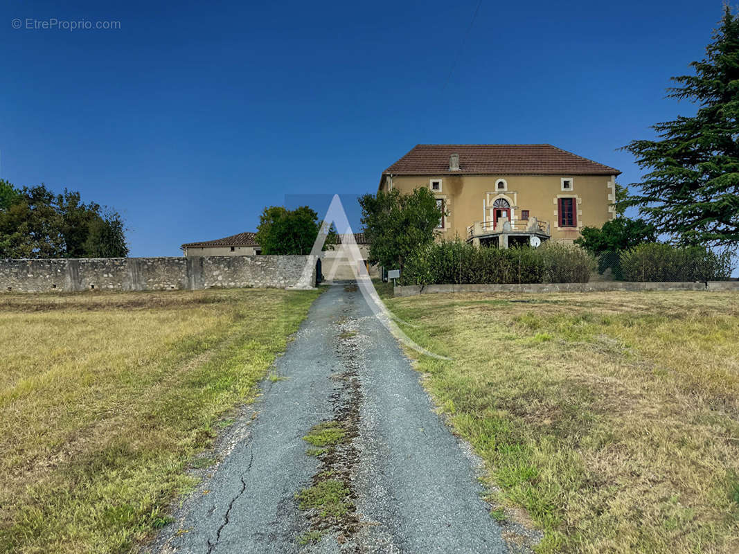 Maison à TOURNON-D&#039;AGENAIS