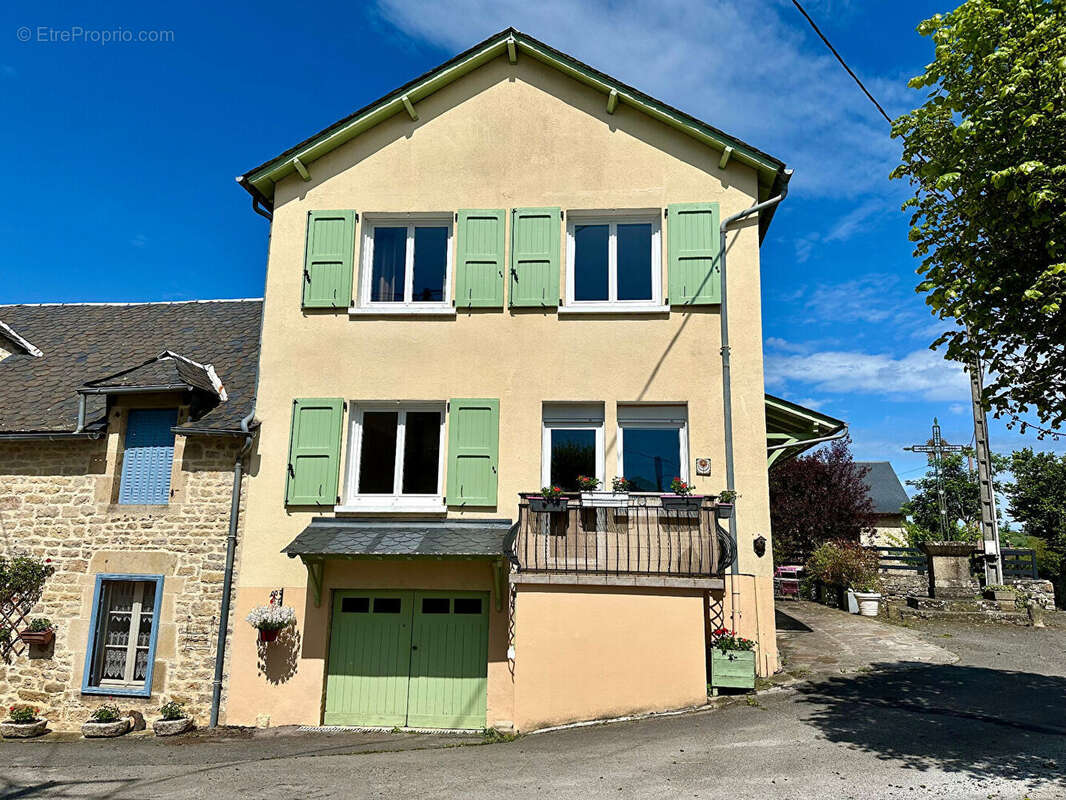 Maison à SEVERAC-LE-CHATEAU