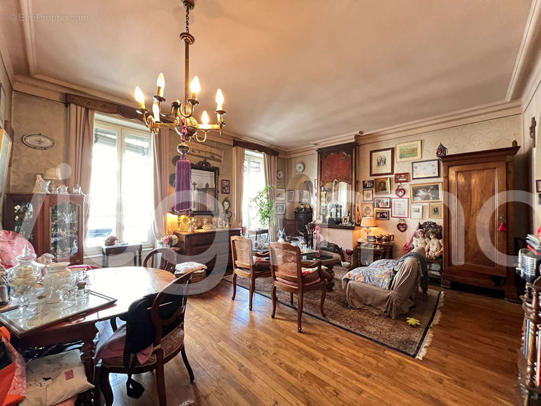 Appartement à LYON-7E