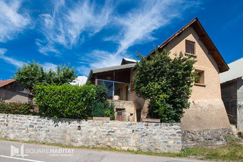 Maison à SAINT-APOLLINAIRE