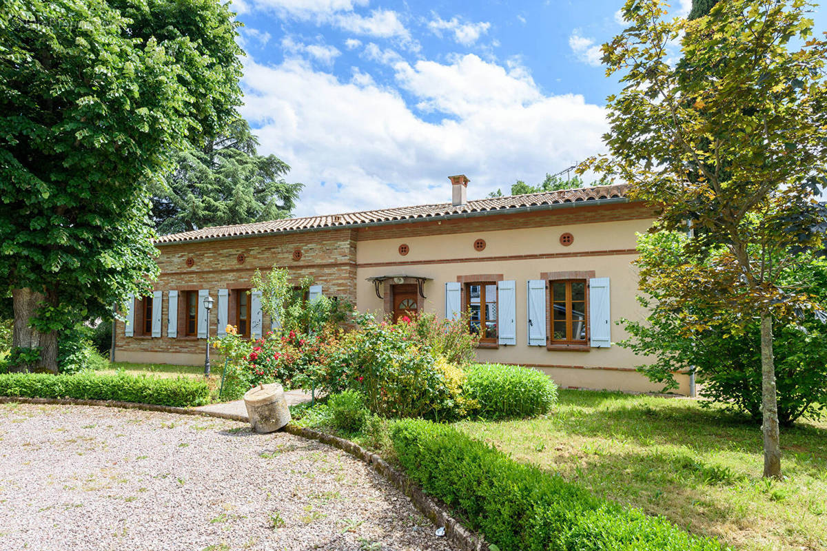 Maison à GRATENTOUR