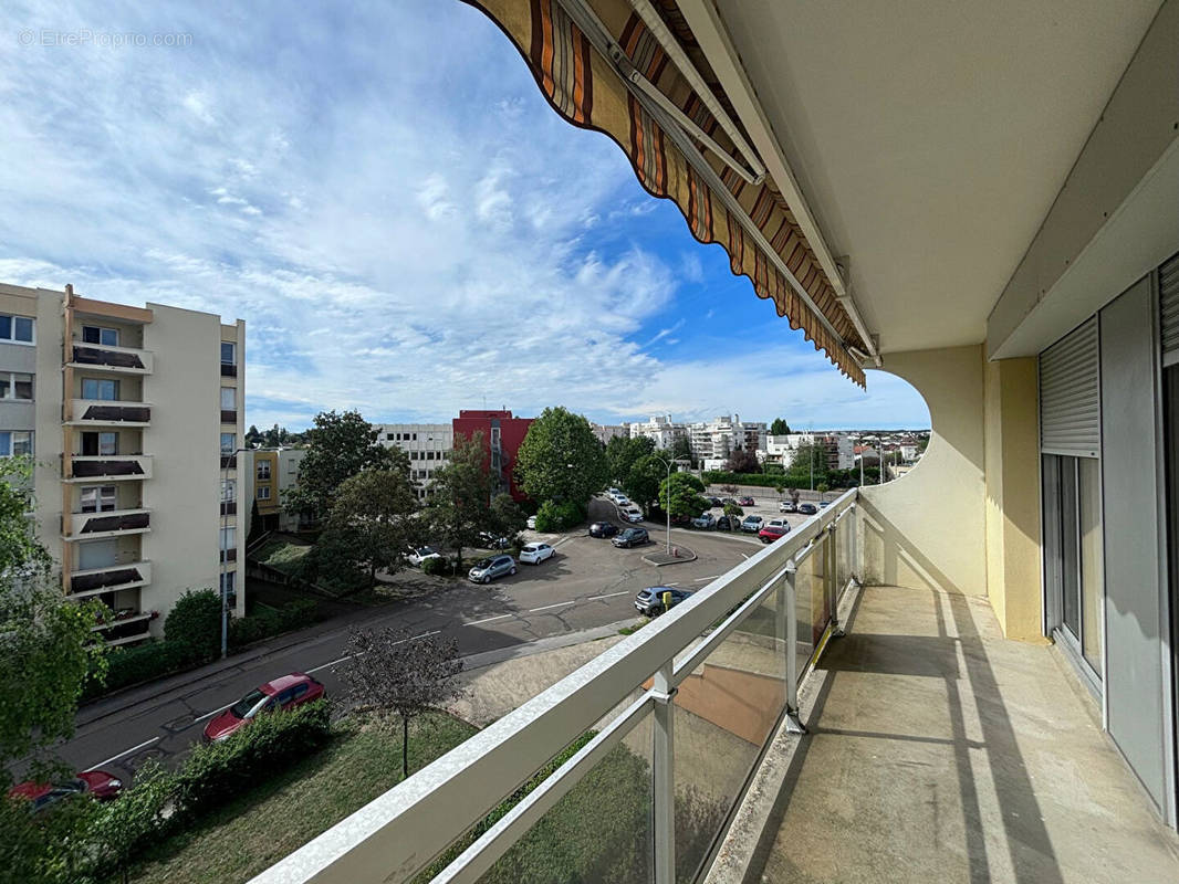 Appartement à FONTAINE-LES-DIJON