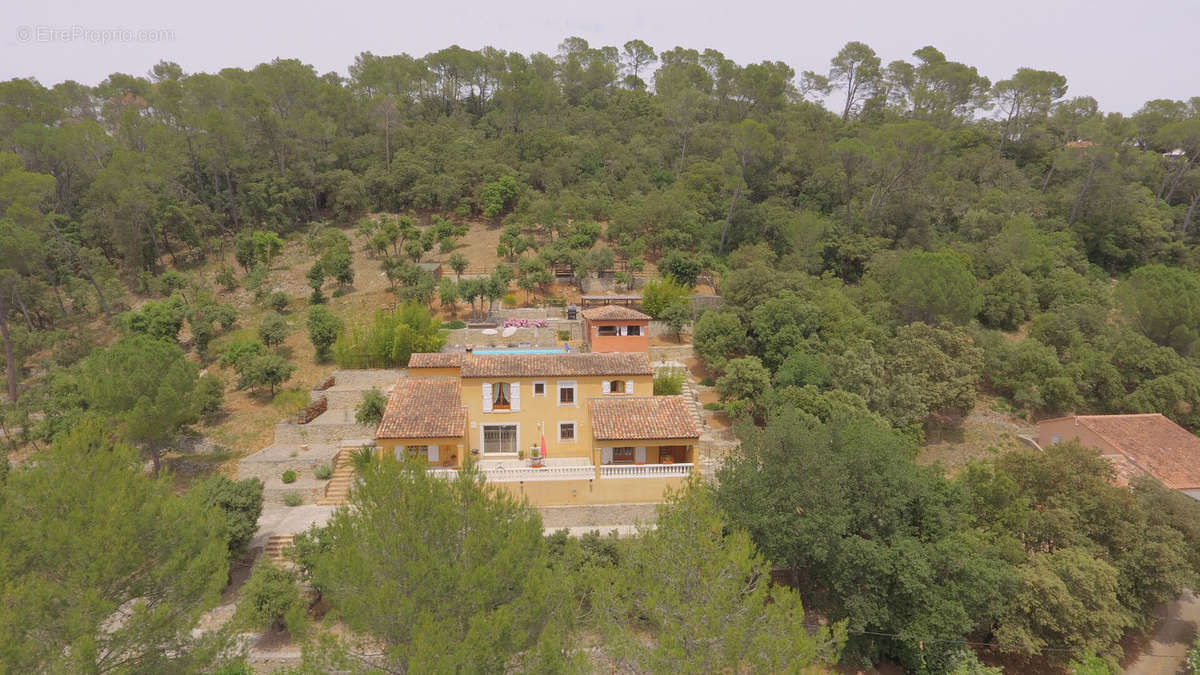 Maison à LORGUES