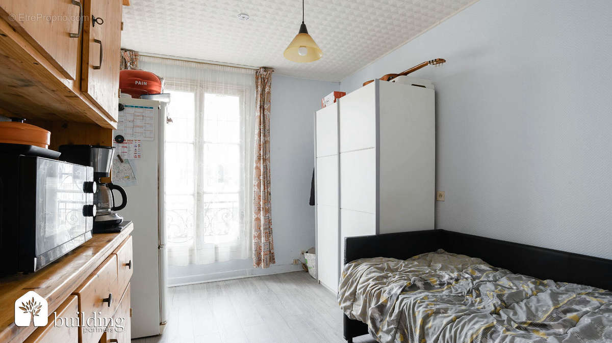 Appartement à LEVALLOIS-PERRET