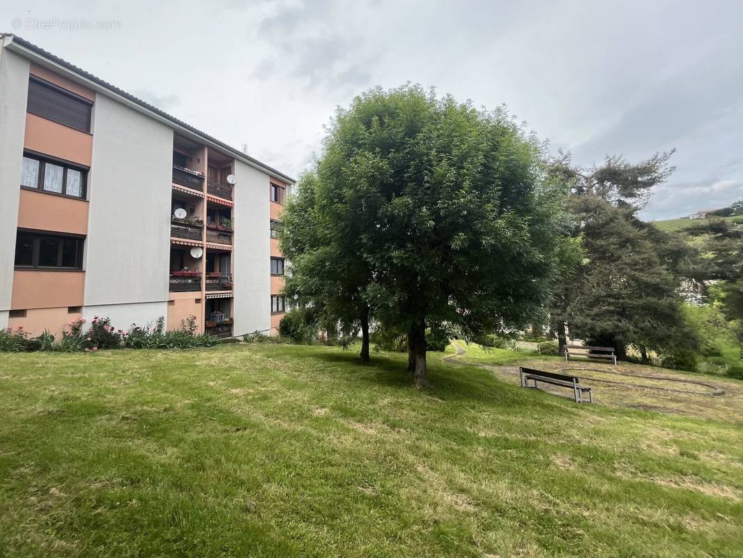 Appartement à BEAUJEU