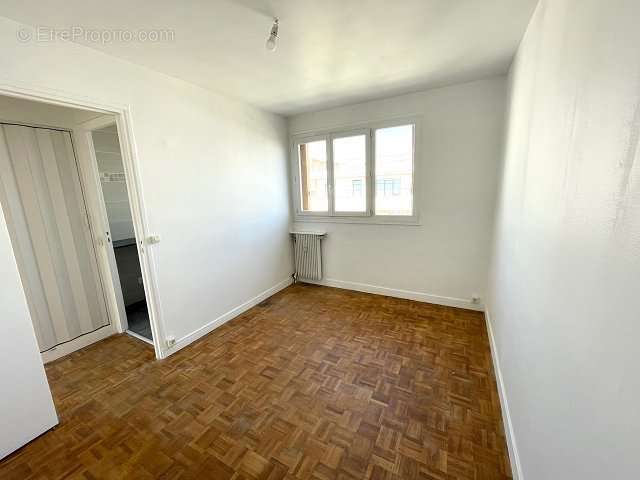 Appartement à MAISONS-ALFORT