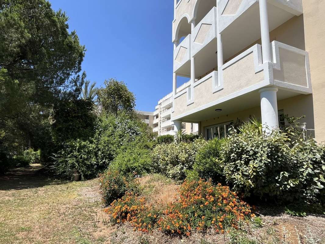 Appartement à HYERES