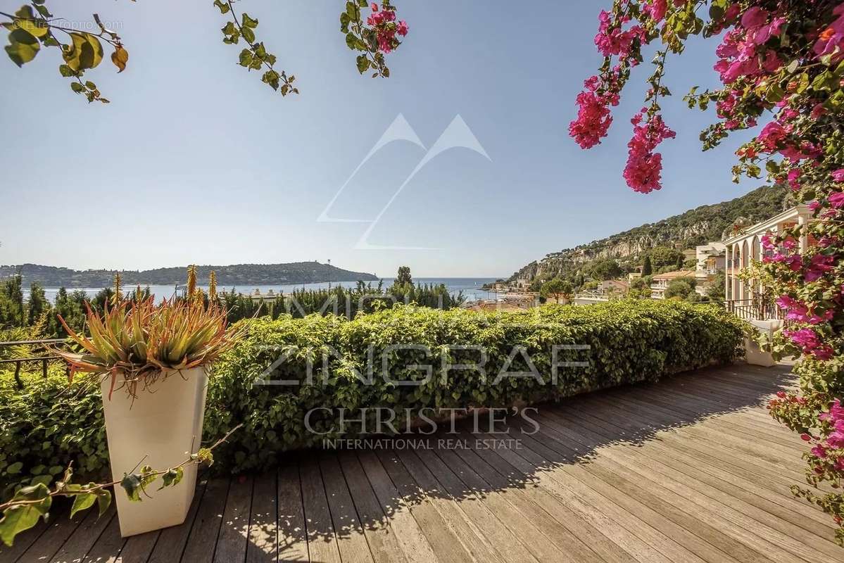 Appartement à VILLEFRANCHE-SUR-MER