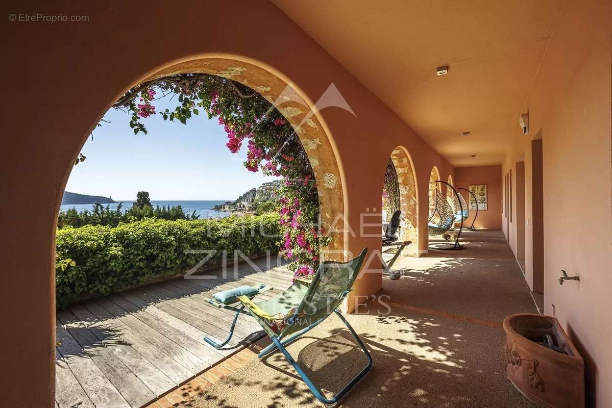 Appartement à VILLEFRANCHE-SUR-MER